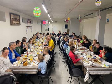 Ukrainian refugees at Stradch Church, Bethany UCC mission photo of Ukrainian refugees at Stradch Church